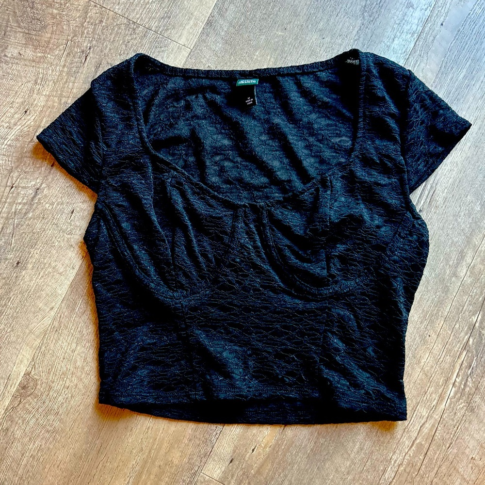 Wild Fable Black Lace Crop Top – Size Medium 🖤